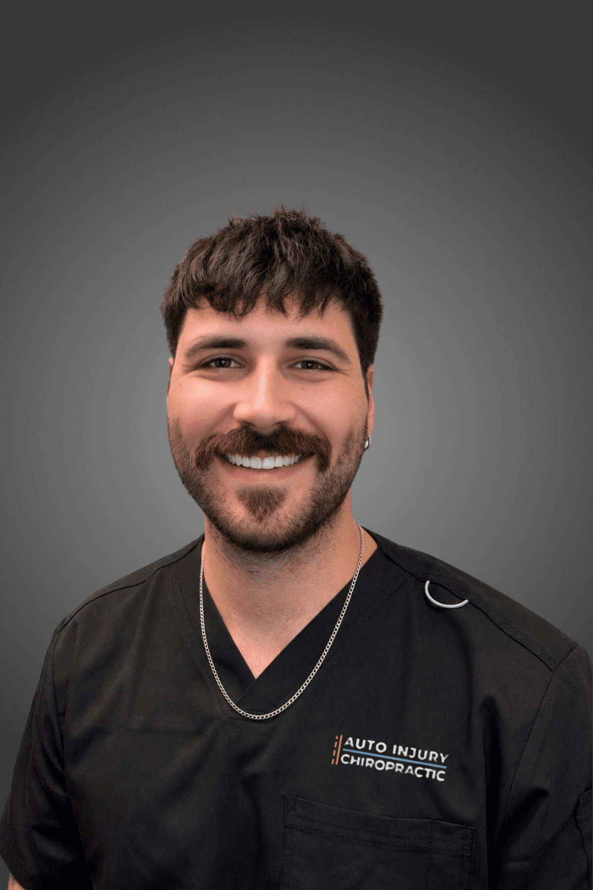 Dr. Wyatt Mulhaney, associate chiropractor in Oregon City